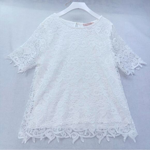 Women’s Philosophy White Short Sleeve Crochet Lace Blouse size Medium - Picture 1 of 3